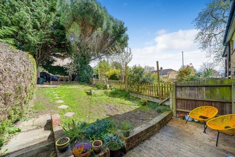 123 Hermitage Road, London, SE19 3QL