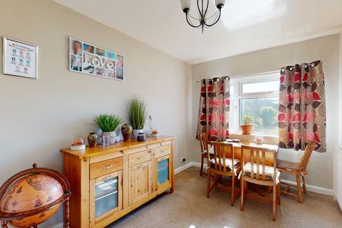 12 Clover Rise, Whitstable, CT5 3HA