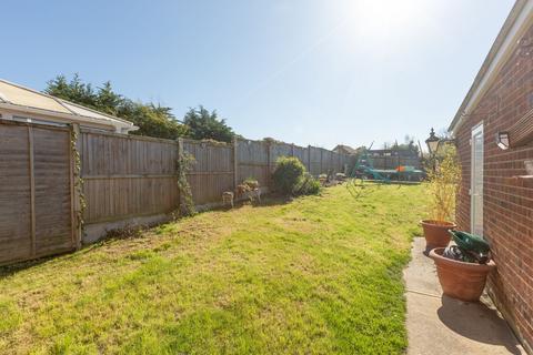 12 Clover Rise, Whitstable, CT5 3HA