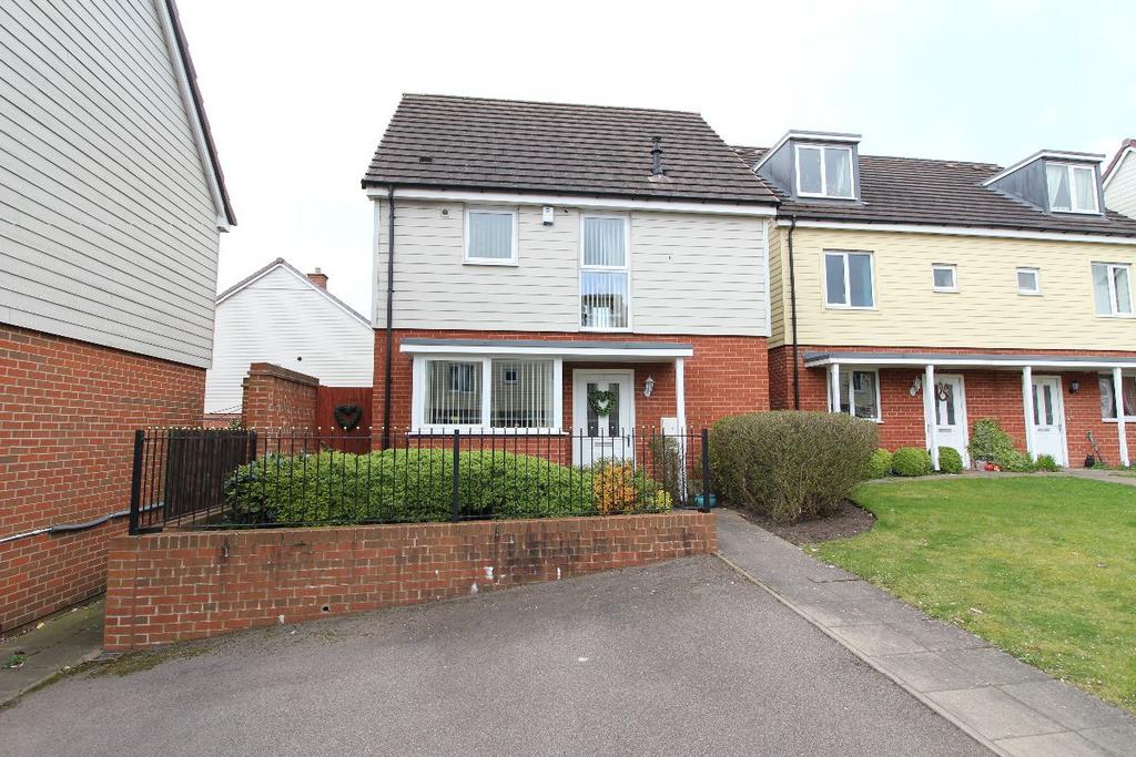 Elizabeth Road, Cannock 2 bed detached house for sale £210,000