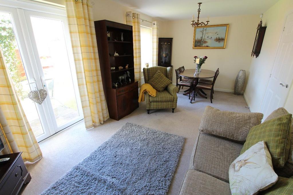 Elizabeth Road, Cannock 2 bed detached house for sale £210,000