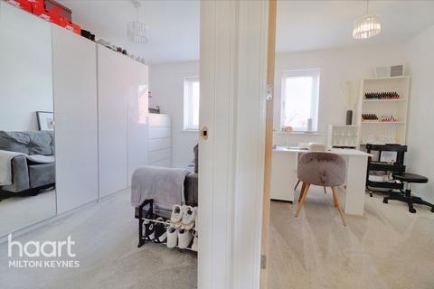 3 Brawn Grove, Glebe Farm, Milton Keynes, MK17 8FY