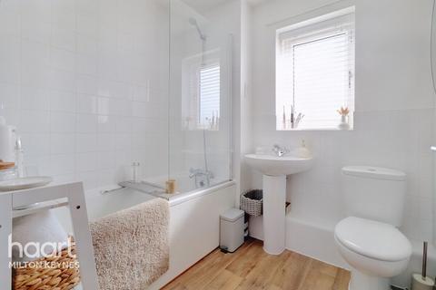 3 Brawn Grove, Glebe Farm, Milton Keynes, MK17 8FY