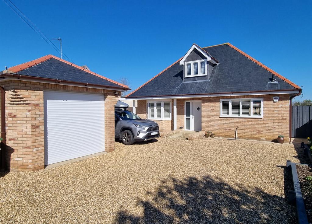 Wickham Market, Suffolk 4 bed detached house £550,000