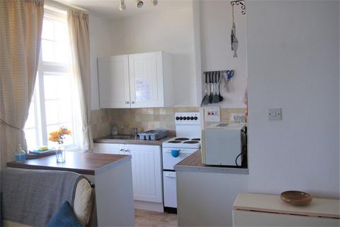 2 bedroom apartment for sale, Flat F The Bay House, Pier Terrace, West Bay, Bridport, DT6