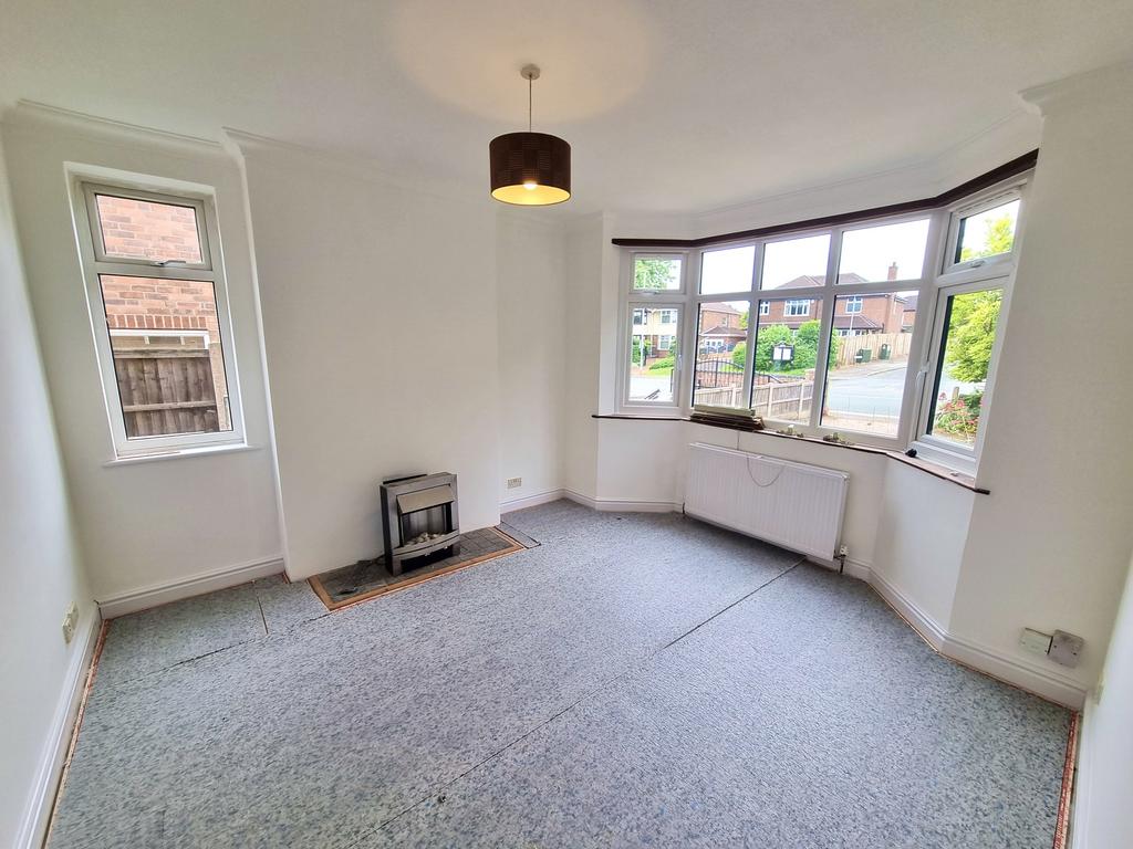 Nottingham Road, NG16 3GH 3 bed detached house to rent £1,200 pcm (£