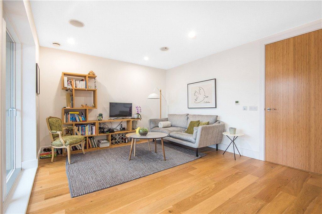 Reception/Kitchen