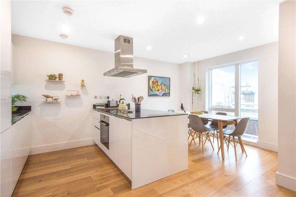 Reception/Kitchen