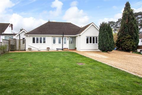 70 Fawkham Avenue, Longfield, DA3 7HE
