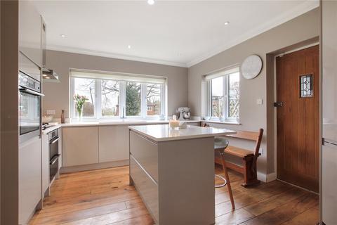 70 Fawkham Avenue, Longfield, DA3 7HE