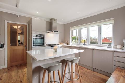 70 Fawkham Avenue, Longfield, DA3 7HE