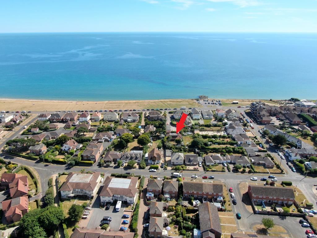 Marine Drive East, Barton On Sea, New Milton, BH25 4 bed detached house