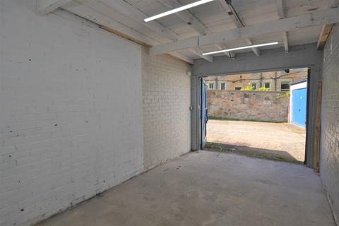 Garage to rent, Garage 15/18 Comely Bank Row, Comely Bank, Edinburgh, EH4
