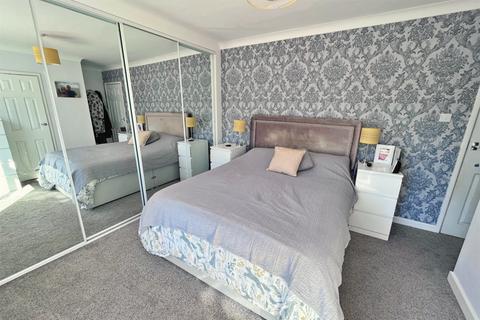 50 Anvil Crescent, Broadstone, BH18 9DZ