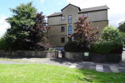 2 bedroom flat to rent, Bridge Road, Lancaster, LA1