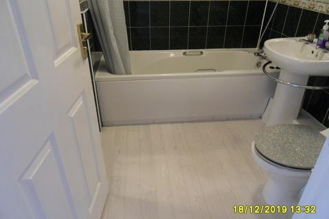 2 bedroom flat to rent, Bridge Road, Lancaster, LA1