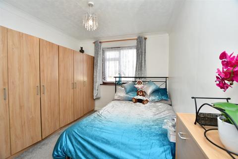 3 Beke Road, Gillingham, ME8 9RN