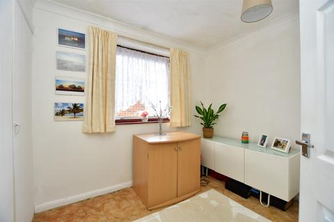 3 Beke Road, Gillingham, ME8 9RN