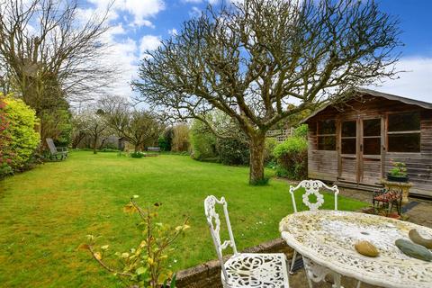 4 Carleton Avenue, Wallington, SM6 9LN