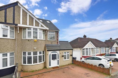5 bedroom semi-detached house for sale - Belvedere Avenue, Ilford, Essex