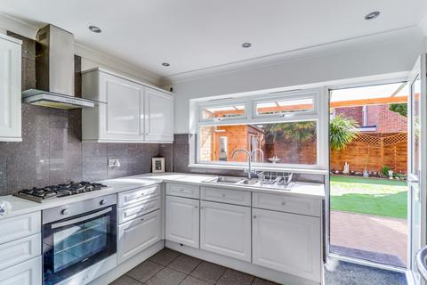 4 bedroom detached house for sale, Stromburg Road, Canvey Island
