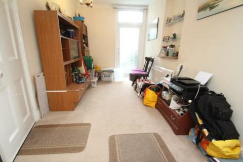 18 Mansfield Road, South Croydon, CR2 6HN