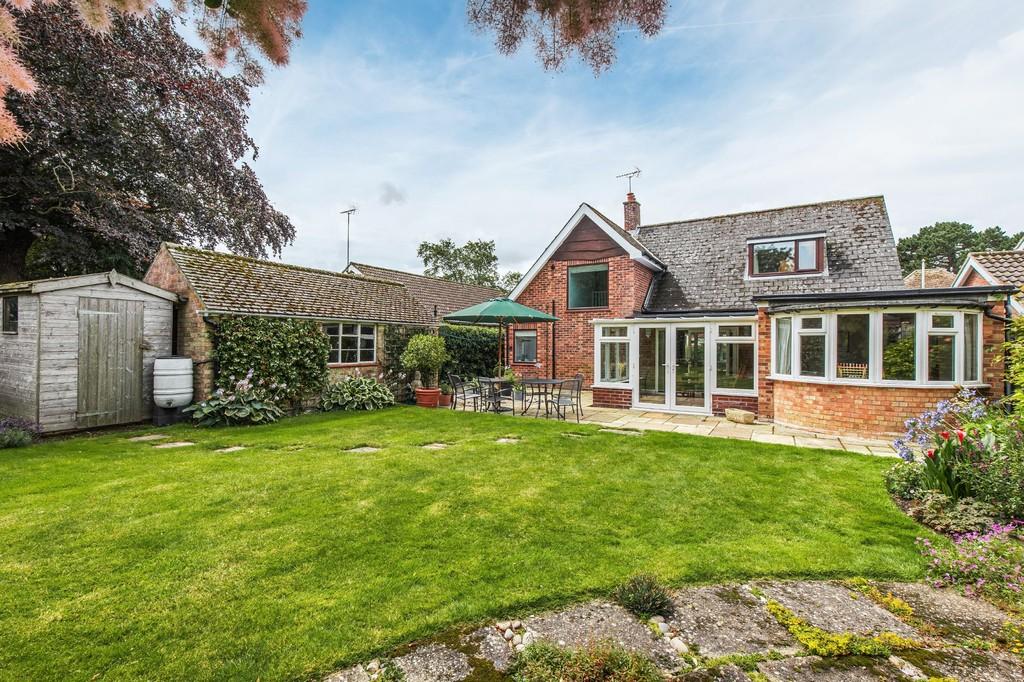 Holt 3 bed chalet for sale £595,000