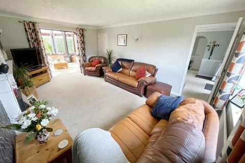 7 Birch Grove, Spalding, PE11 2HL