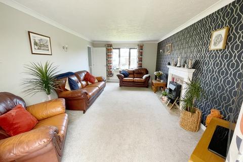 7 Birch Grove, Spalding, PE11 2HL