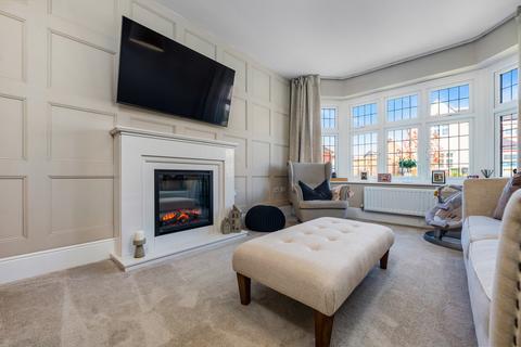 4 bedroom detached house for sale, Pentrebane Drive, St Fagans