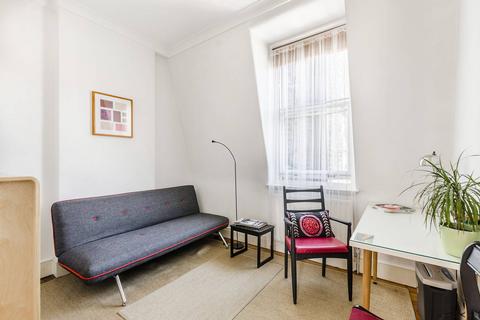 2 bedroom flat for sale, Southampton Row, Bloomsbury, London, WC1B