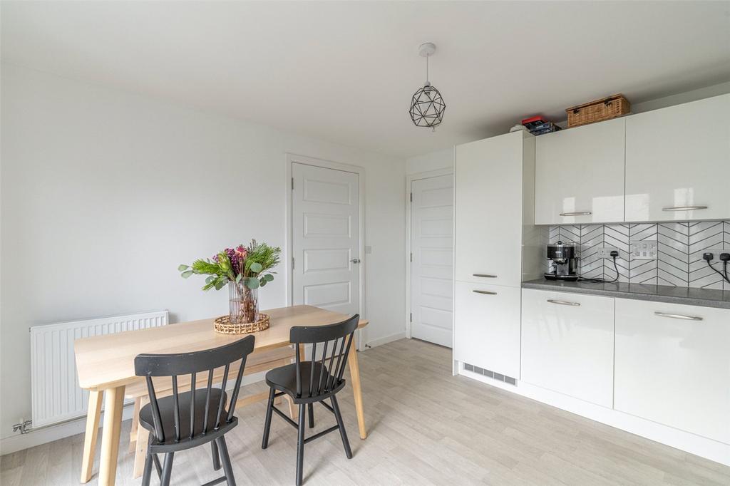 Kitchen Alt