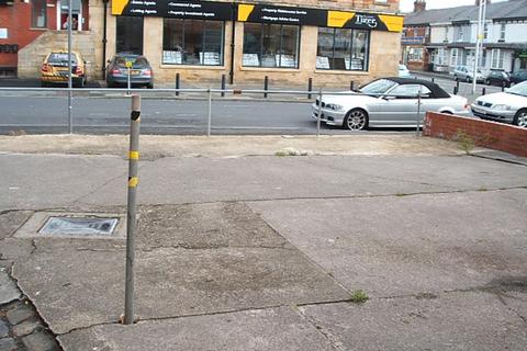 Parking to rent, CAR PARK WHITEGATE DRIVE