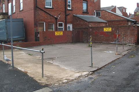 Parking to rent, CAR PARK WHITEGATE DRIVE