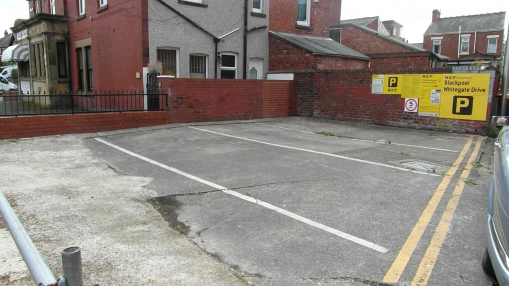 Carpark1a