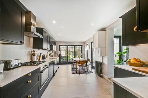 65 Godwin Road, London, E7 0LF