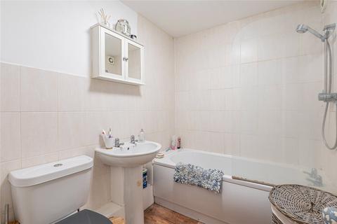 47 Beck Lane, Collingham, Wetherby, LS22 5BW