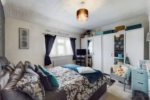 55 Callan Grove, South Ockendon, RM15 5PW