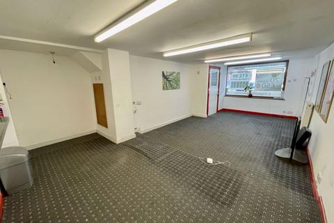 Shop to rent - * Commercial Property on Wigan Road, Bolton *
