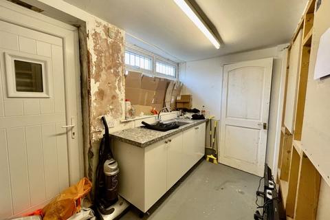 Shop to rent - * Commercial Property on Wigan Road, Bolton *