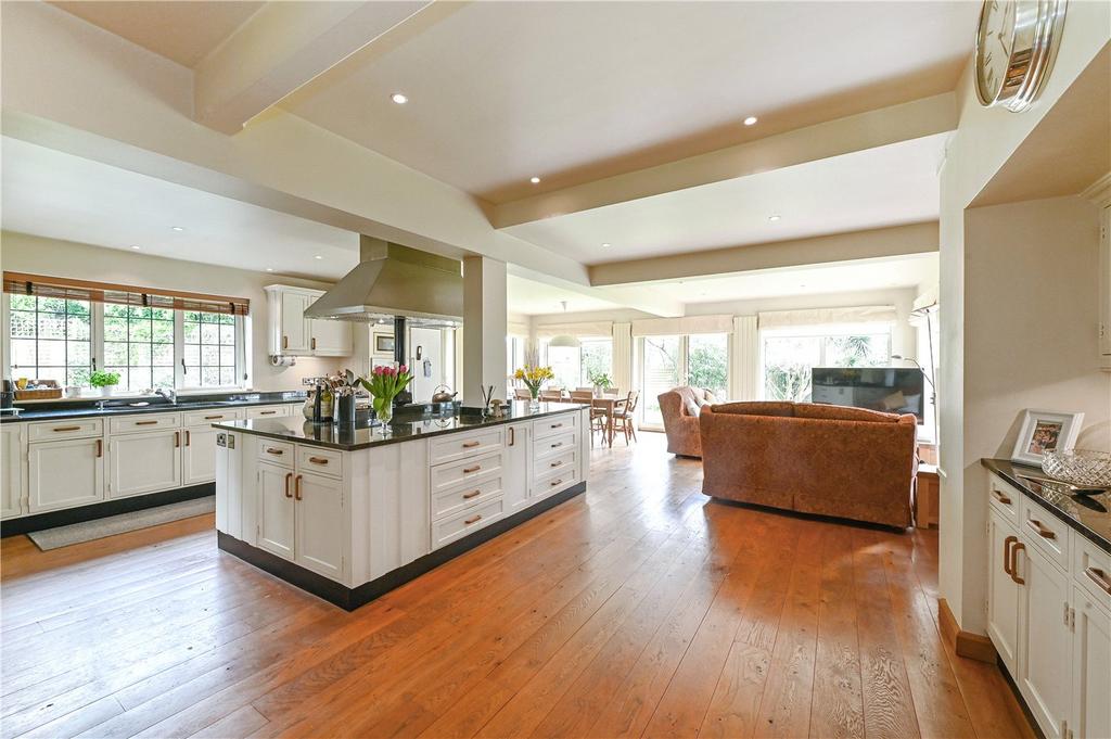 The Thatchway, Angmering, Littlehampton, West Sussex, BN16 5 bed