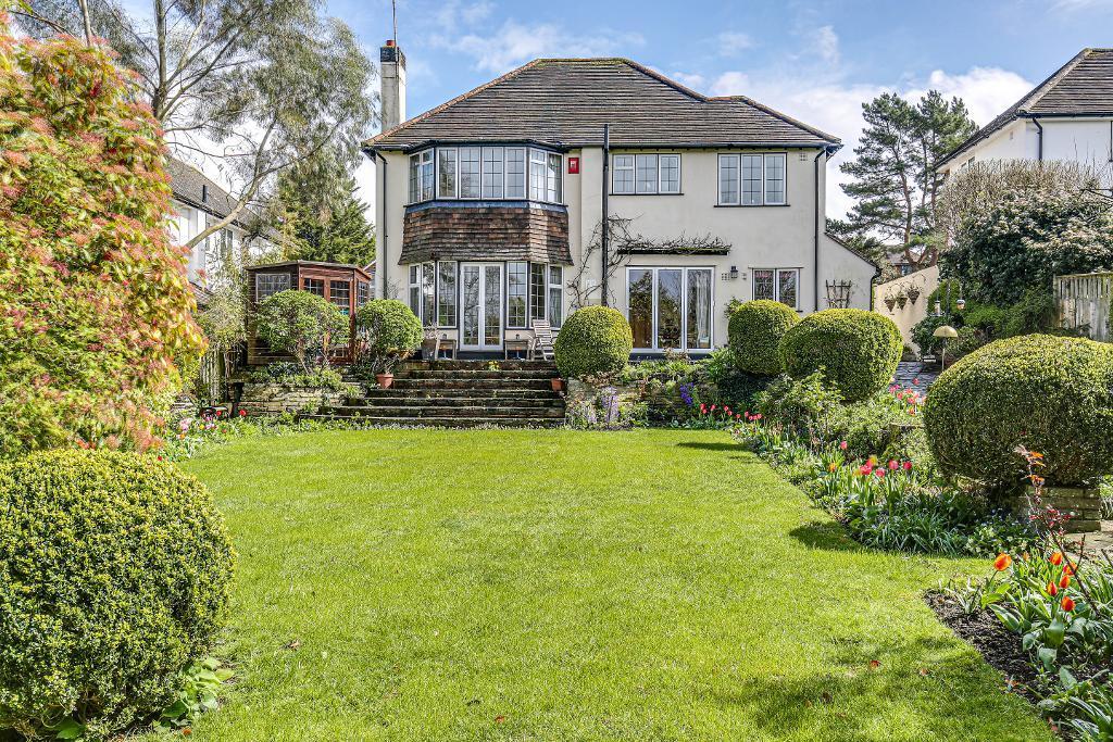 West Hill, Sanderstead, CR2 0SB 4 bed detached house £995,000
