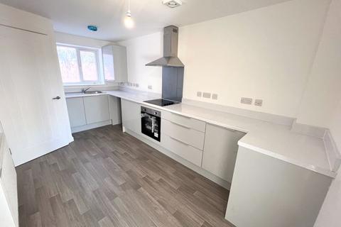 3 bedroom terraced house to rent, Liverpool Street, Salford