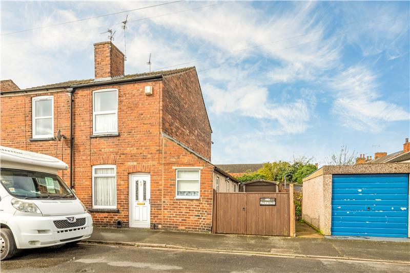 Knight Street, Lincoln, Lincolnshire, LN5 8JY 2 bed terraced house for sale £125,000