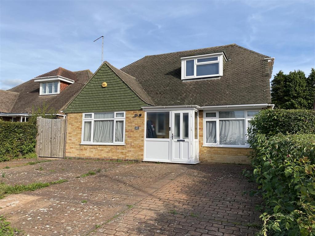 Hangleton Valley Drive, Hove 4 bed detached house £650,000
