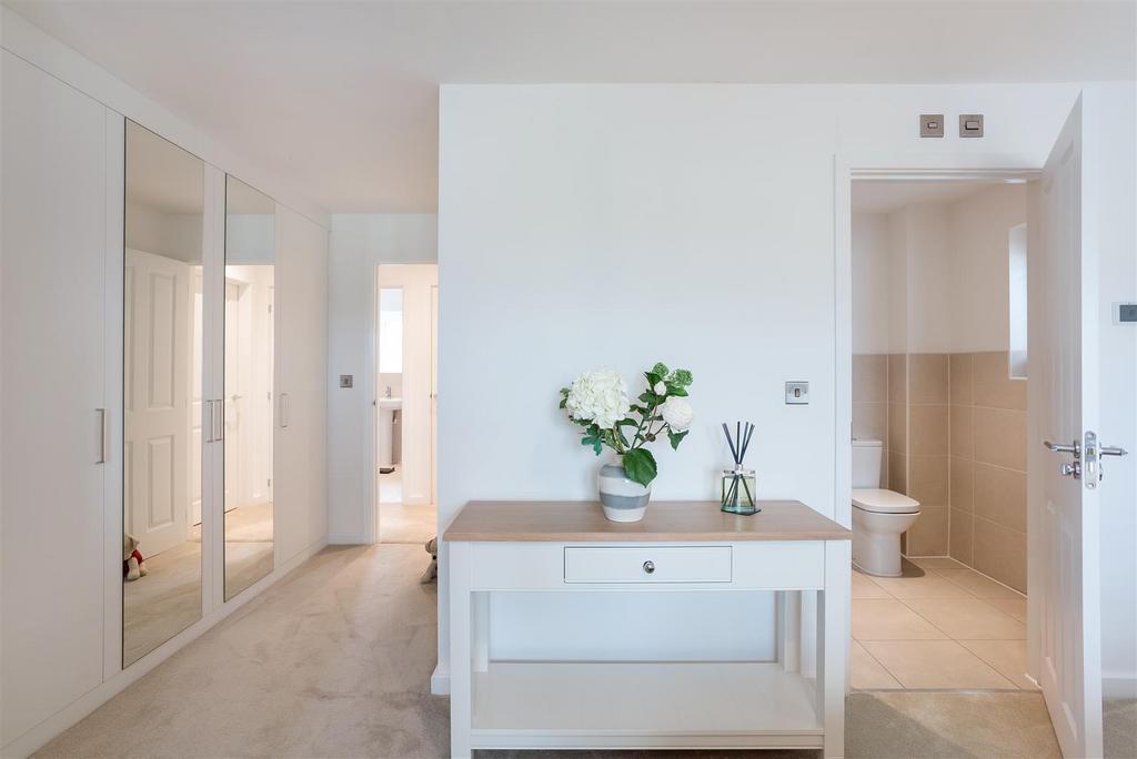 8 Rowett Drive-21.jpg