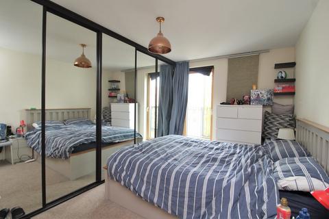 327 Dalgin Place, Campbell Park, Milton Keynes, MK9 4AS