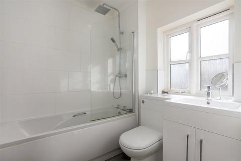 13 Castle Nurseries, Chipping Campden, GL55 6JT