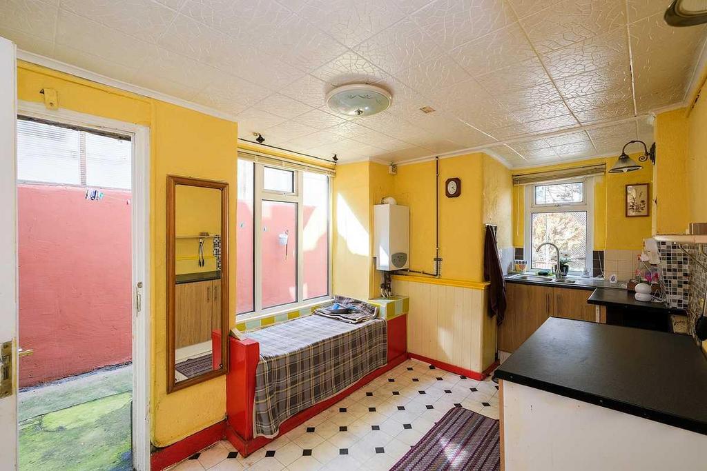 184 Cann Hall Road-23 RSLG.JPG