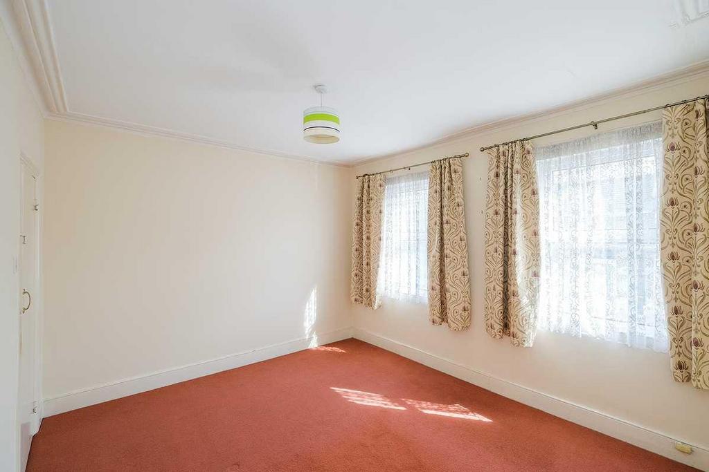 184 Cann Hall Road-7 RSLG.JPG